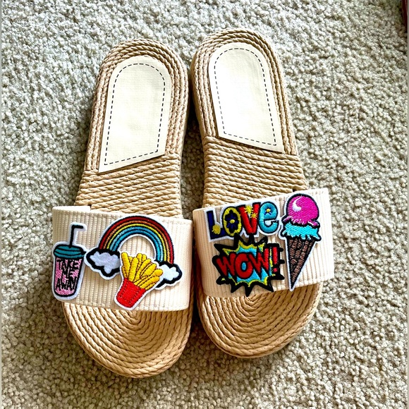 Fun sandals - size 9/10 - Picture 1 of 1